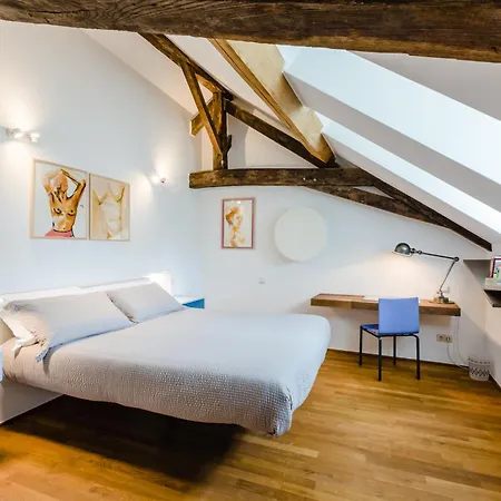 Apartment Welcome Palais